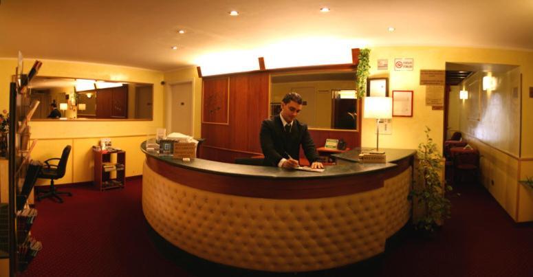 Rovello Hotel Milan Exterior photo